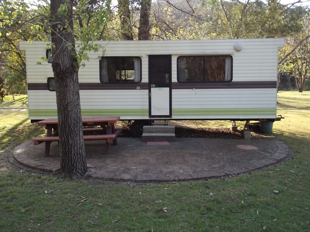 Van 23